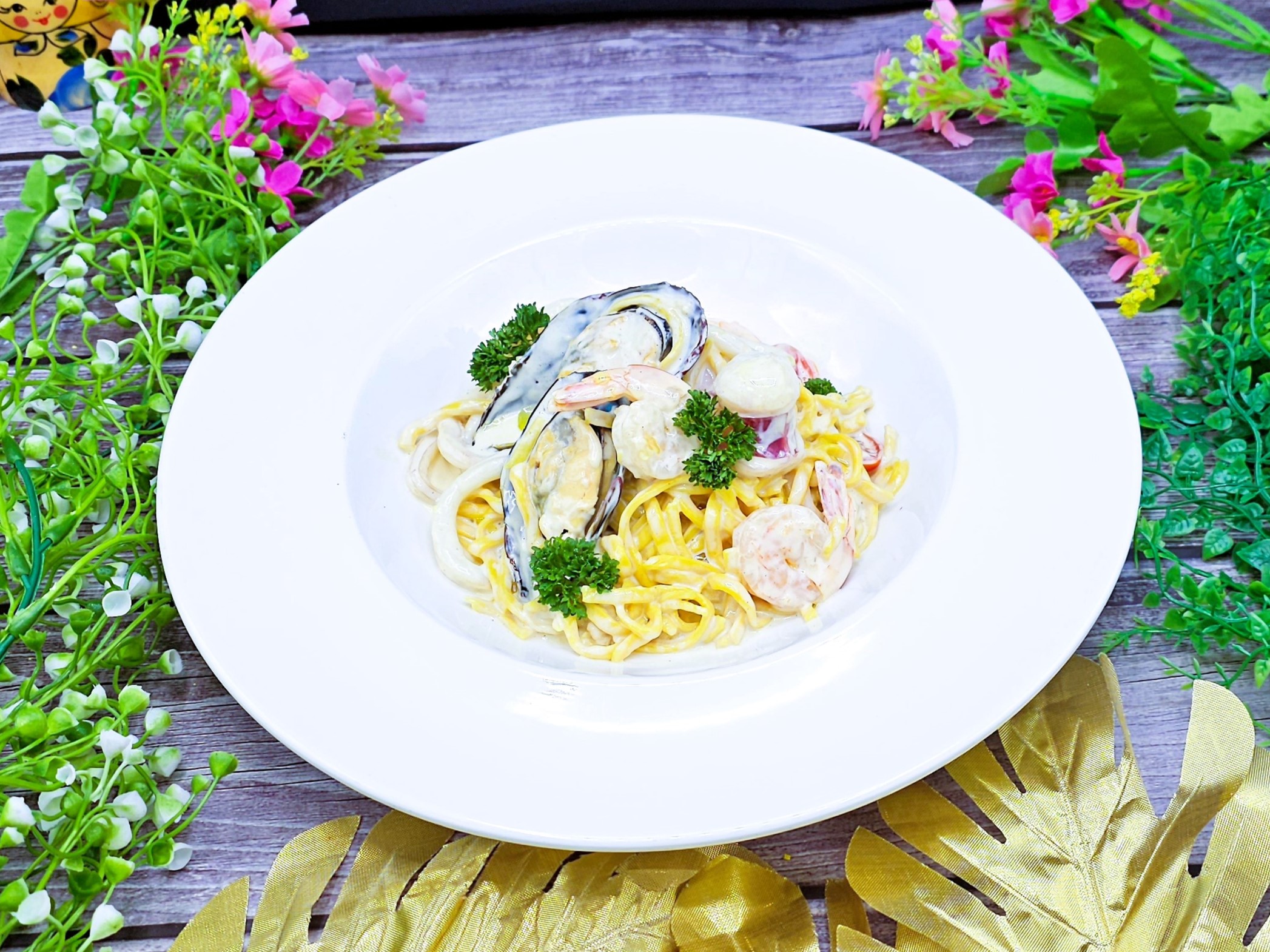 Паста с морепродуктами в сливочном соусе