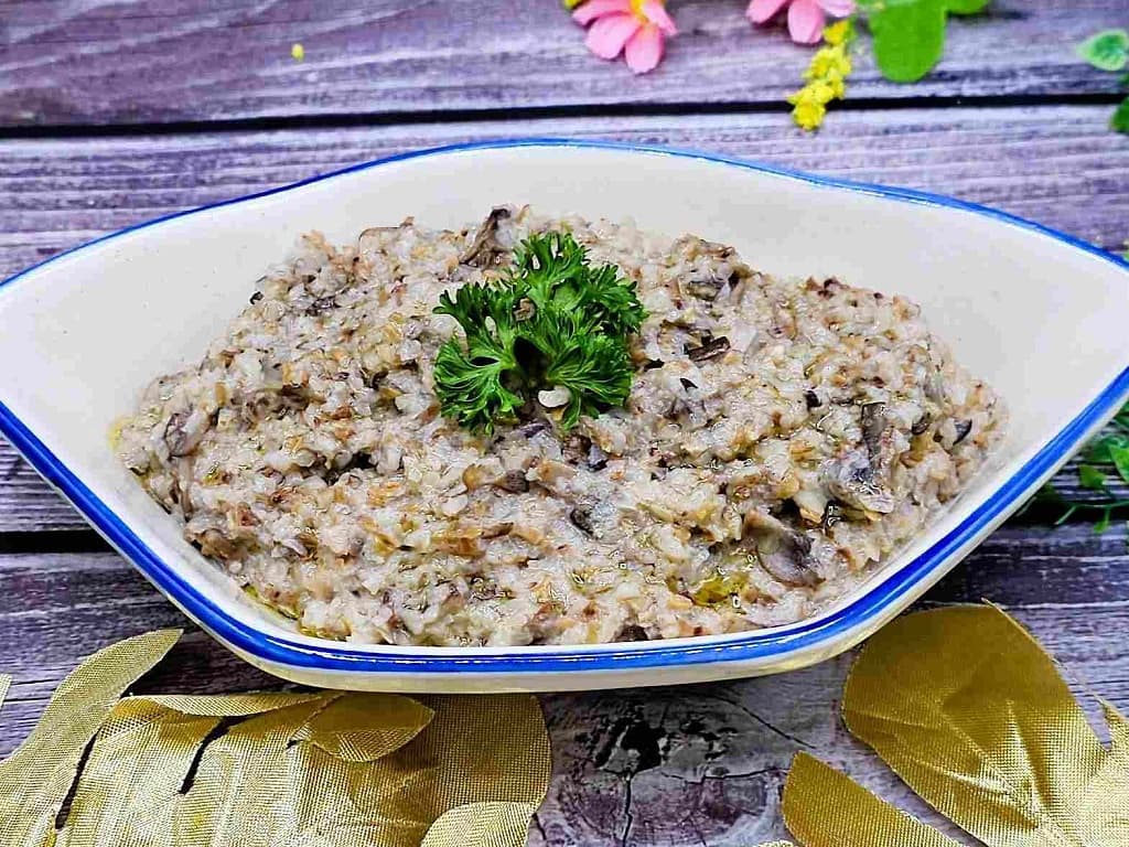 Гречка с грибами и луком