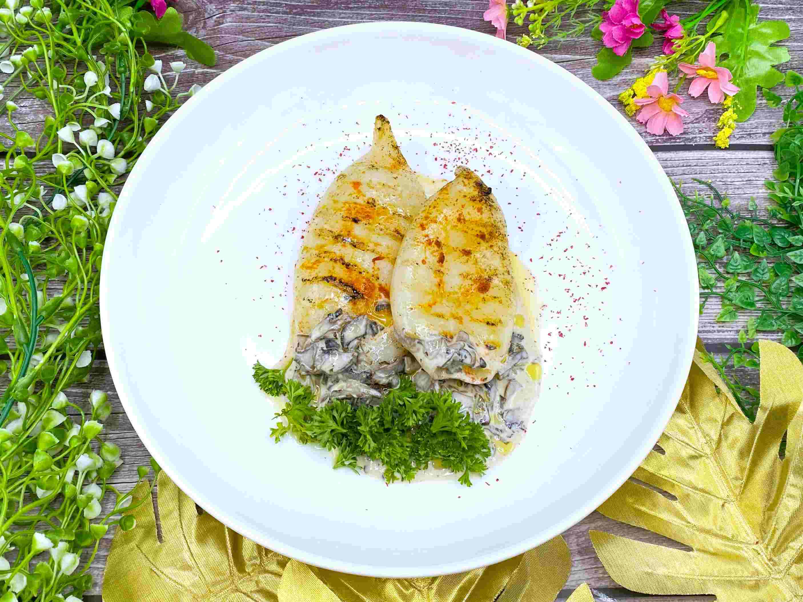 Кальмар на гриле в сливочном соусе