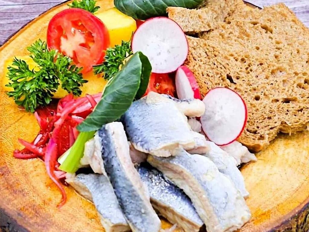 Cельдь шеф посола с печеным картофелем