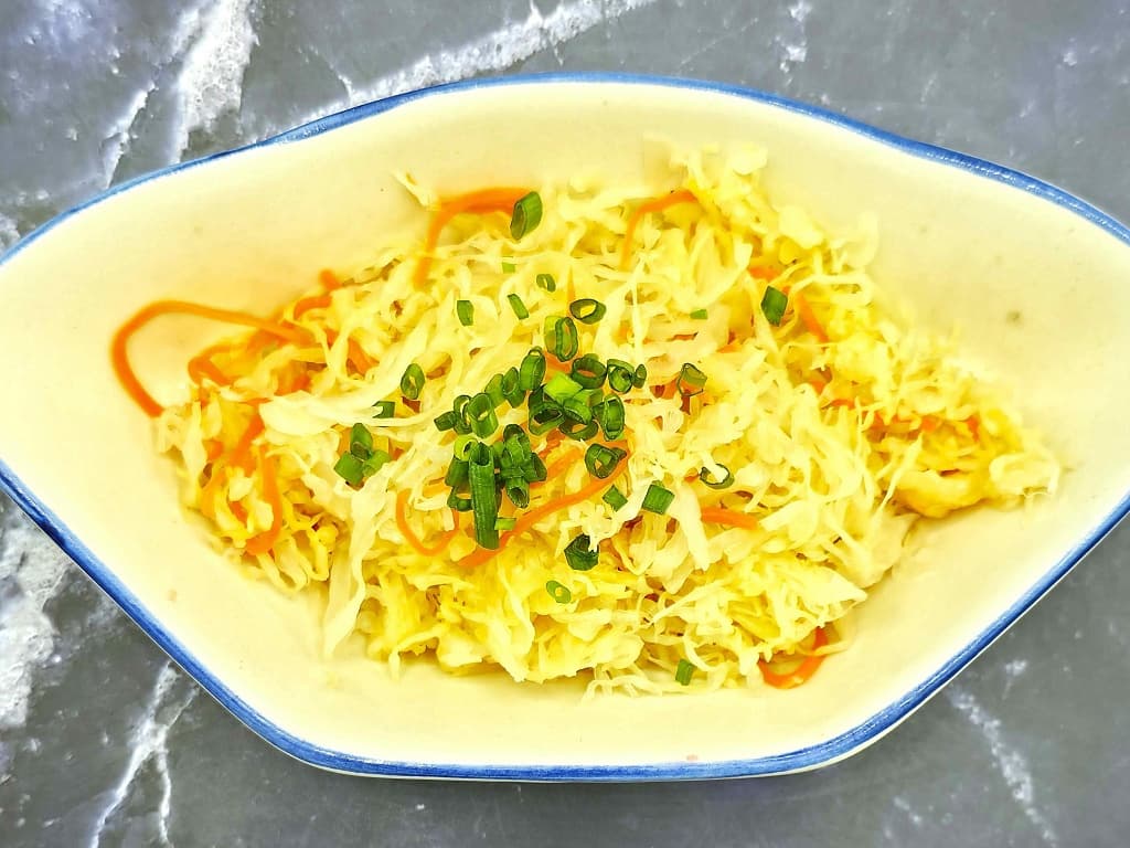 Квашенная капуста с растительным маслом